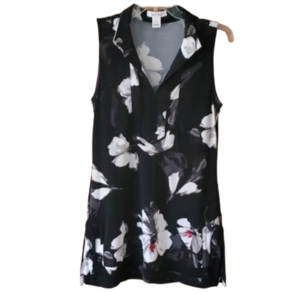 White House Black Market Black and White Floral Tunic